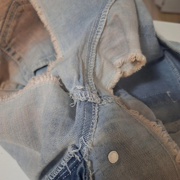 Bluenotes ombre raw hem  studded high waist denim shorts SZ 27 - Picture 8 of 8